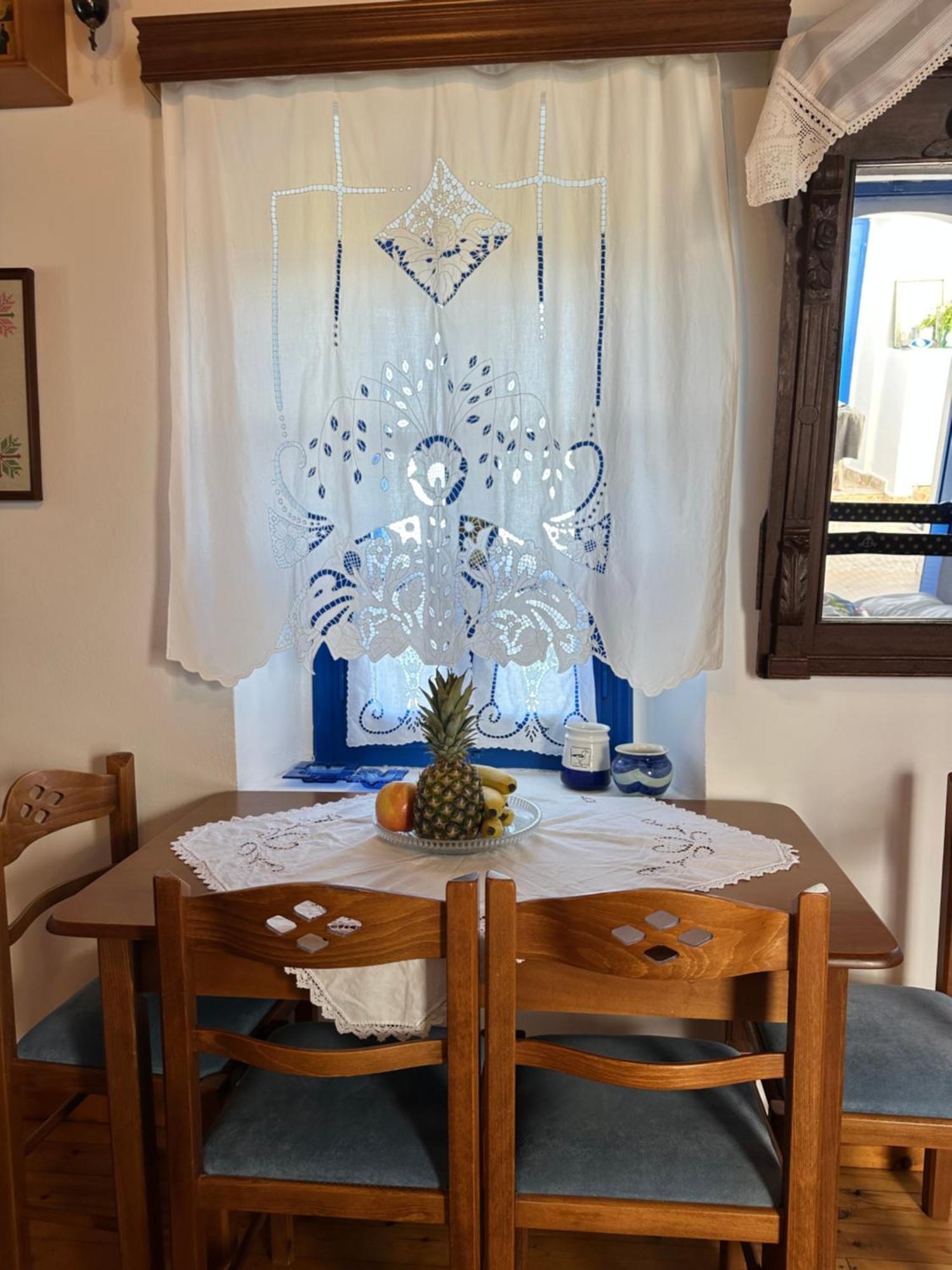Emporios Traditional Sea View House Emporeiós Zewnętrze zdjęcie